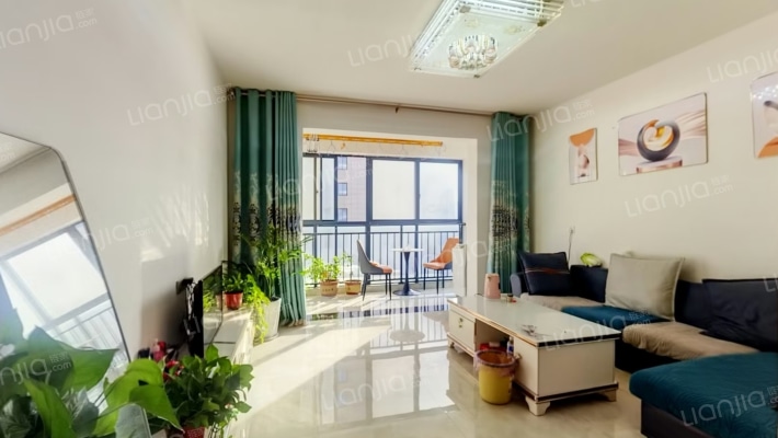 蓝岳玫瑰园二手房实景图