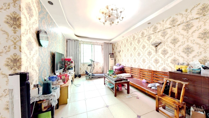 精典公寓小区二手房实景图