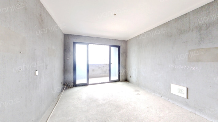 国贸蓝湾二手房实景图