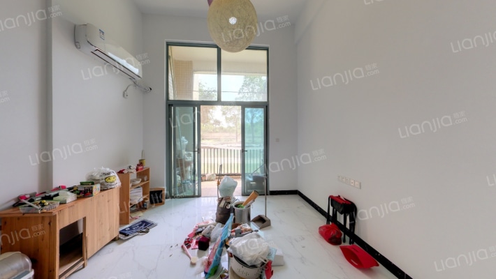 鸣泉谷二手房实景图