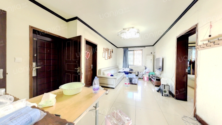 新鸿社区二手房实景图