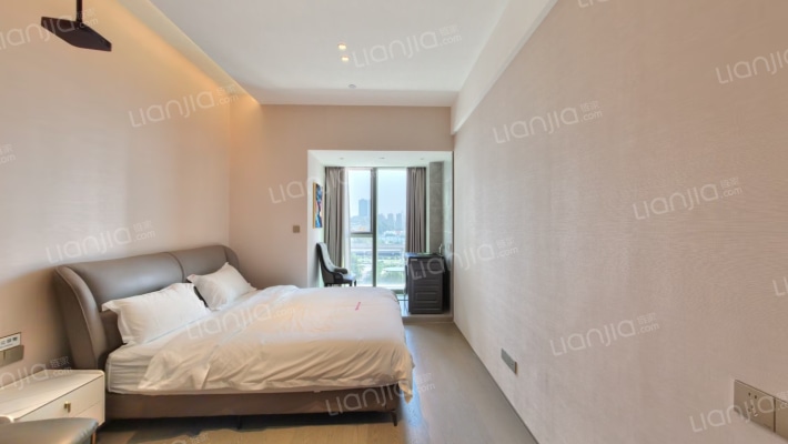 鹏瑞珠澳湾二手房实景图