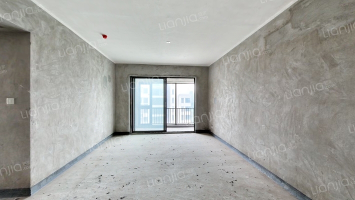 鲁能泰山7号五街区二手房实景图