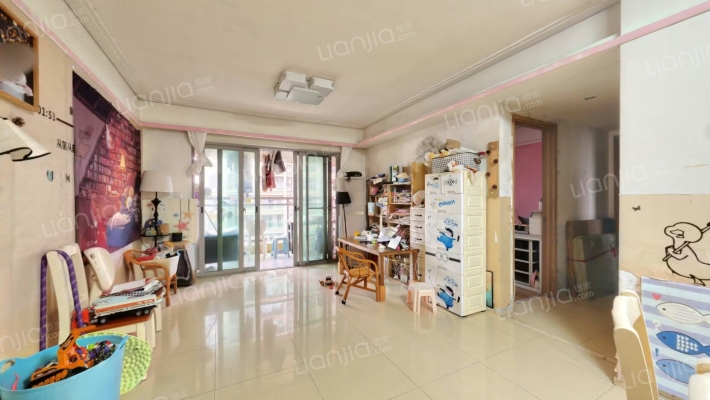 盛天国际二手房实景图