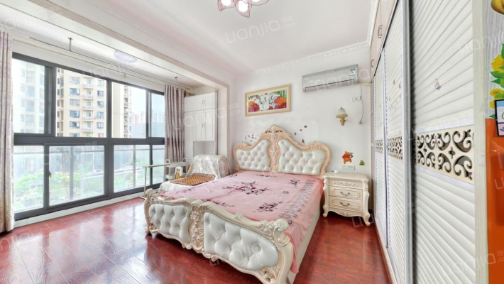 武昌府二期二手房实景图