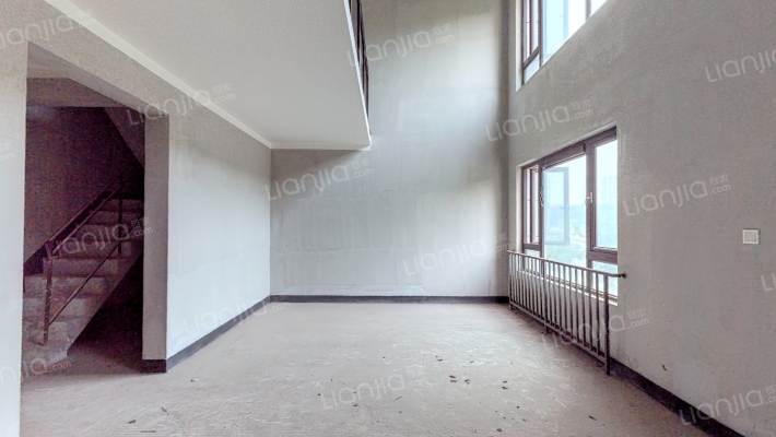 荣盛观云郡公园里组团二手房实景图