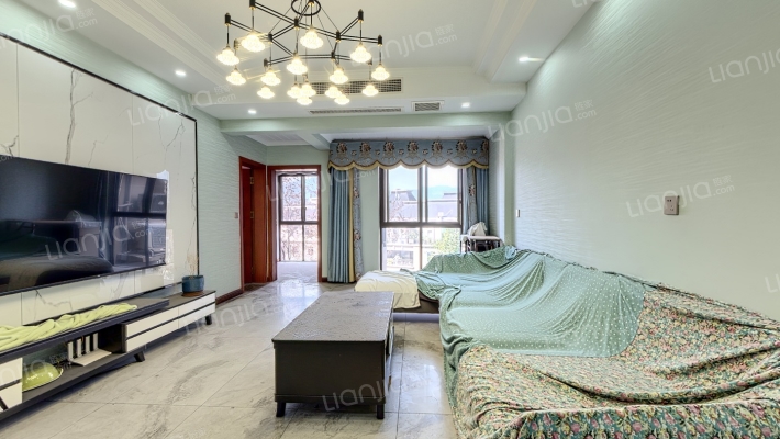 法蓝西庄邸蓝铂湾二手房实景图