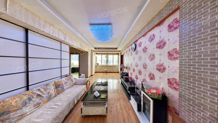 市少儿活动中心家属院二手房实景图