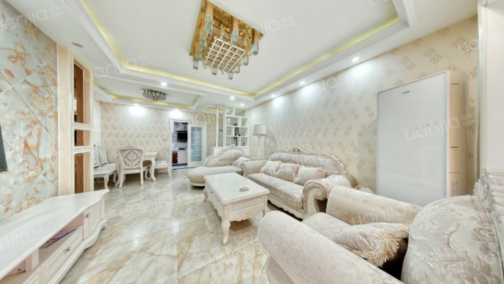 美洲花园棕榈湾二手房实景图