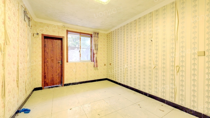 东沟三村二手房实景图