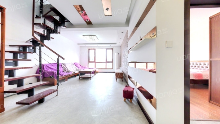 香槟水岸二手房实景图