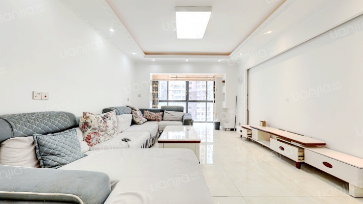 千禧河畔A区二手房实景图