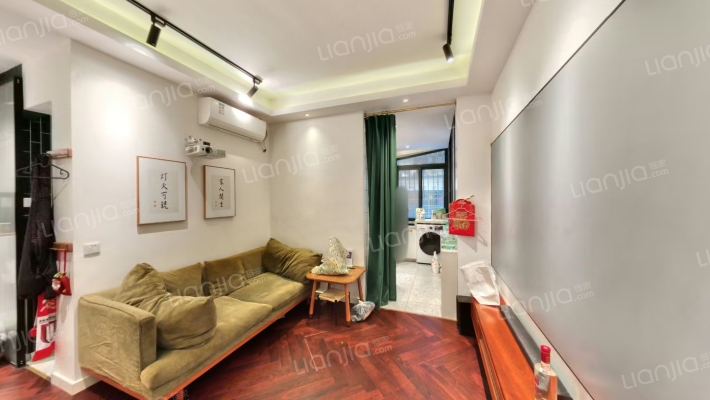 大有巷18号院二手房实景图