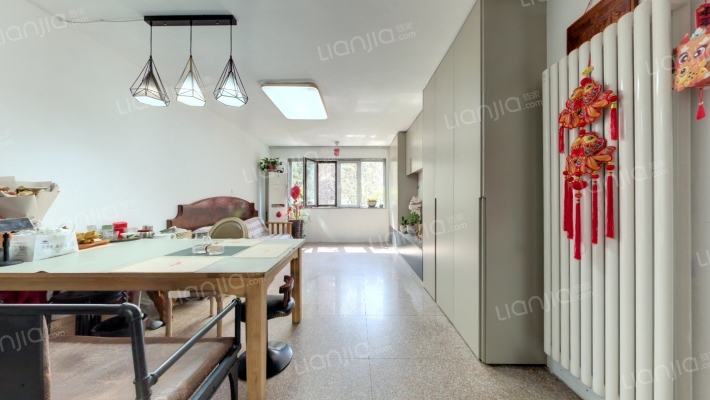 康德居二手房实景图