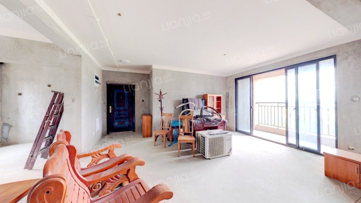 方阳百合苑二手房实景图