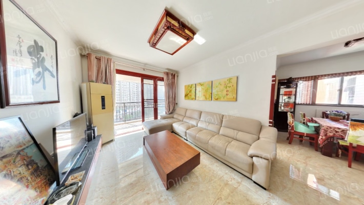 江湾公馆一期二手房实景图