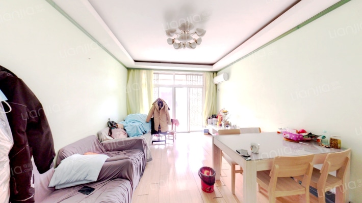 乡村花园二手房实景图