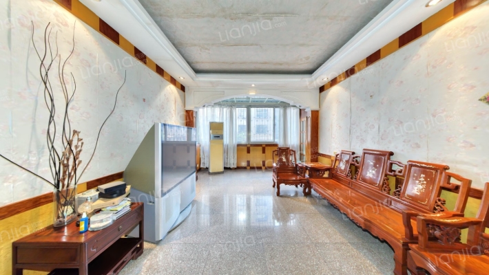 亚星新村二手房实景图