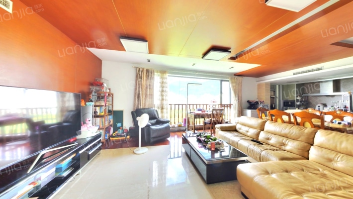 安信湖畔天地坊二手房实景图