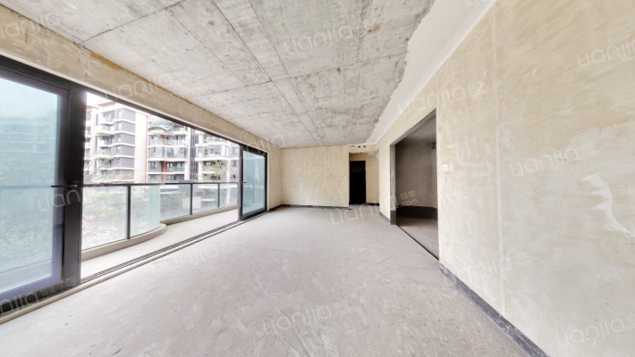 花样年霍克尼的好时光二手房实景图