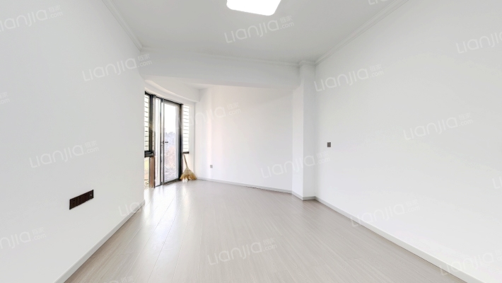 火炬大厦二手房实景图