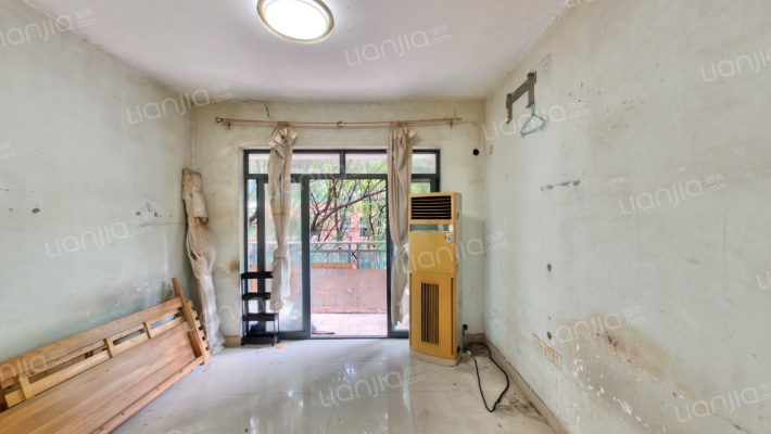 创业公寓二手房实景图