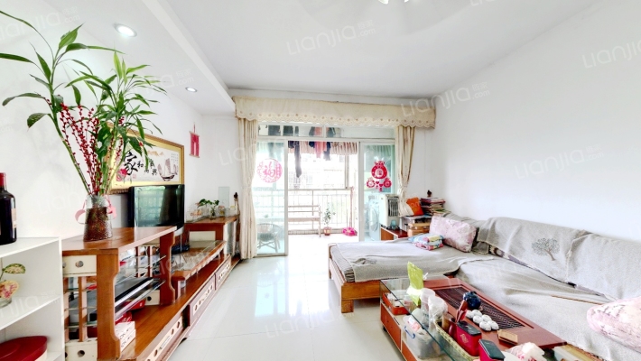 滨江名苑一期二手房实景图