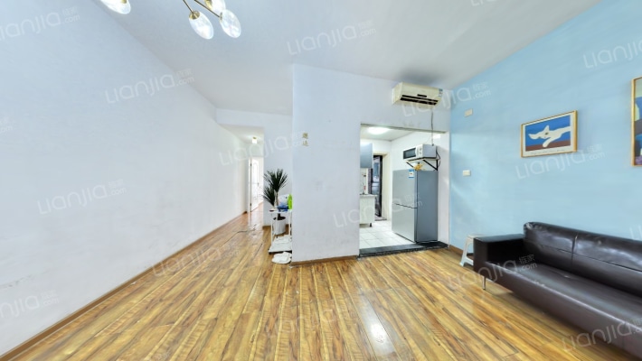 世界城尚都二手房实景图