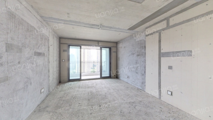 轨道中建麓江府二手房实景图