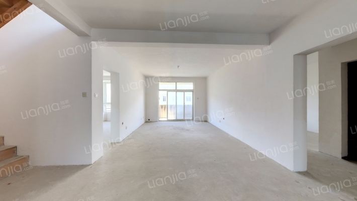 泰山公寓二手房实景图