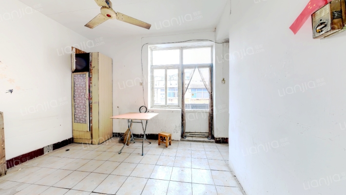 武机宿舍二手房实景图