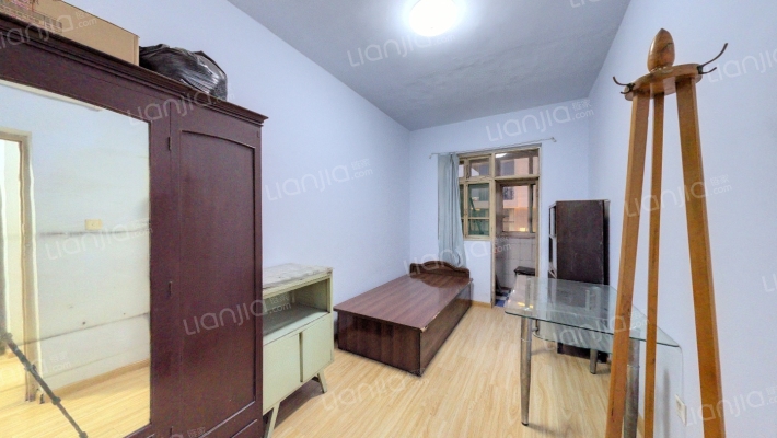 市一中家属院二手房实景图