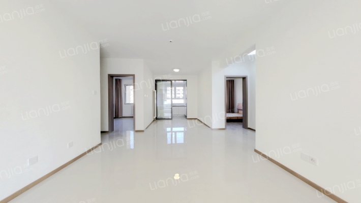 中建长清湖乐园二手房实景图