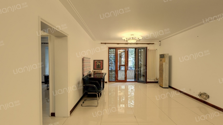 万春花园二手房实景图