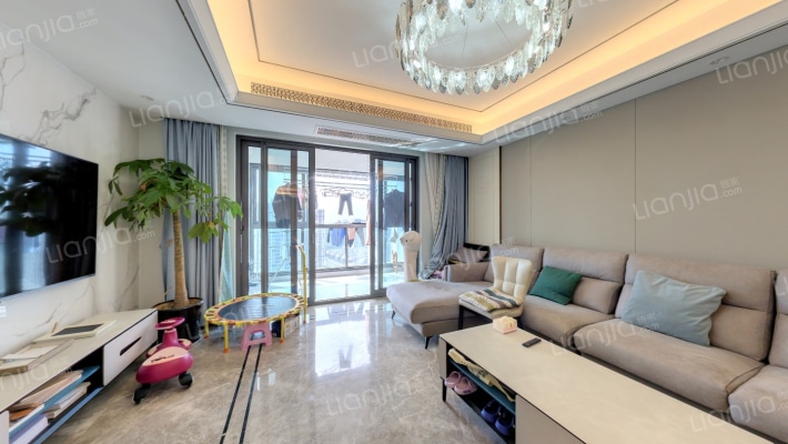 万科翡翠天御二手房实景图