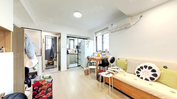 香山新村东北街坊二手房实景图