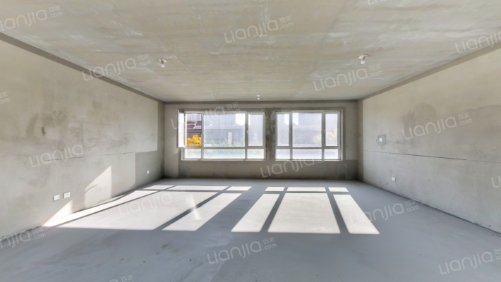 中海龙玺B区二手房实景图