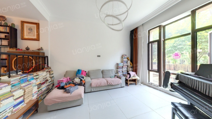 富春红郡二手房实景图