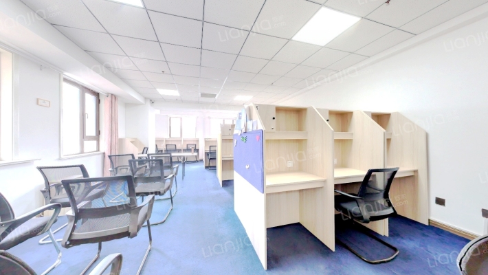 碧水蓝天二手房实景图