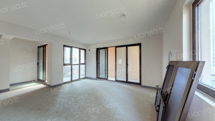 东方天郡B区三期二手房实景图