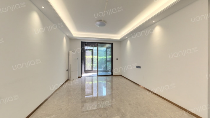 招商雍山湖二手房实景图