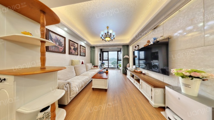 中骏云景府二手房实景图