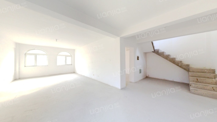 亿博隆河谷二手房实景图