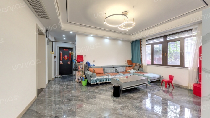 良信公寓二手房实景图