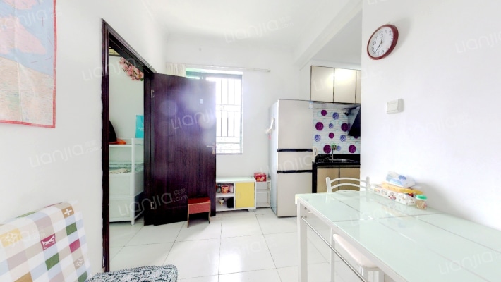 宝丽苑二手房实景图