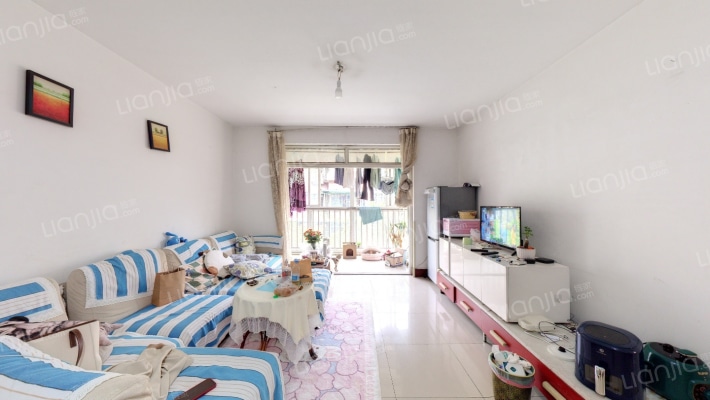 荣馨佳苑二手房实景图