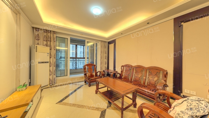 保利蔚蓝林语二手房实景图