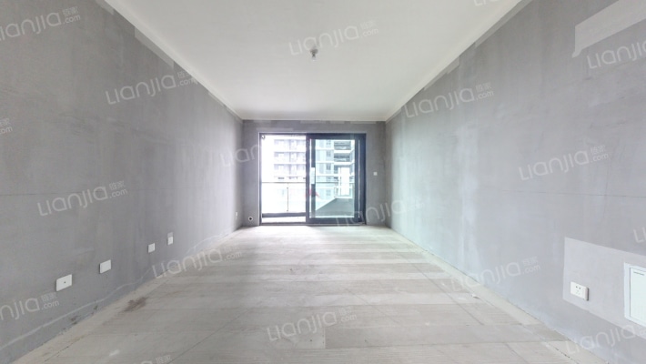 瀚海思念城东院二手房实景图