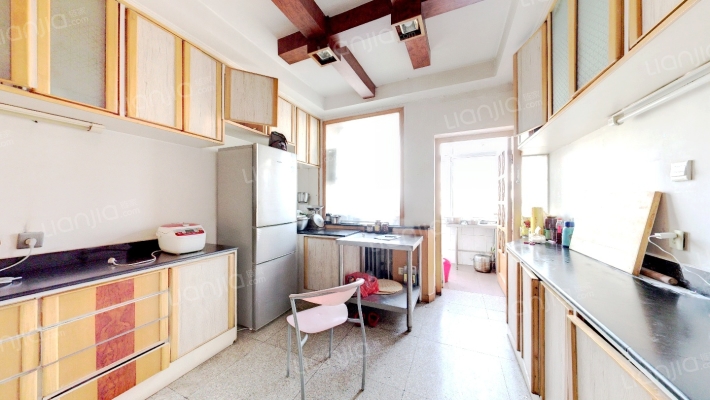 物资局宿舍二手房实景图