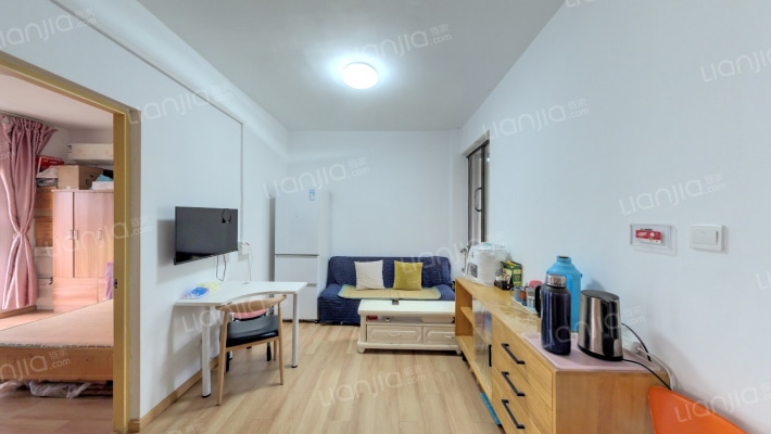 明湖花苑四期二手房实景图